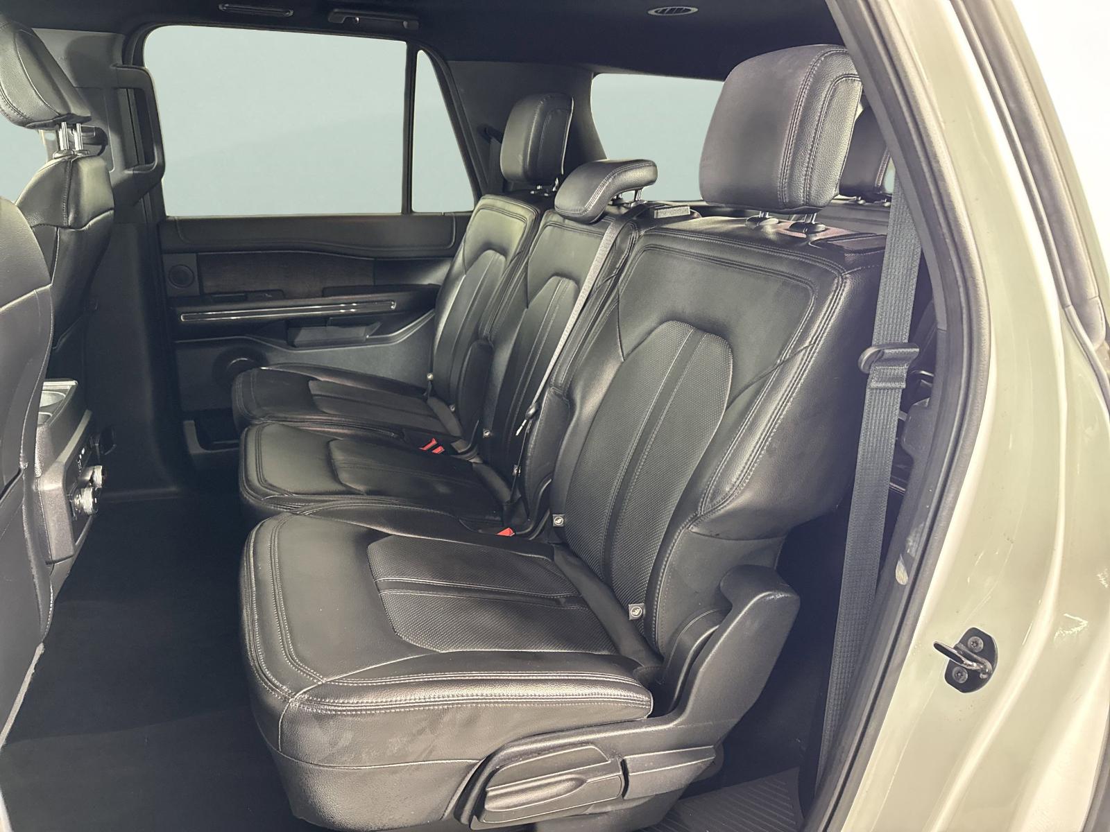 2021 Ford Expedition Max Vehicle Photo in GEORGETOWN, TX 78626-7508