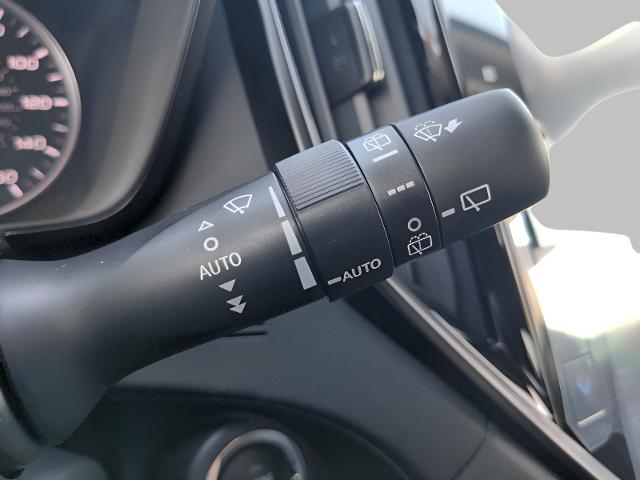 2025 Subaru Ascent Vehicle Photo in Green Bay, WI 54304