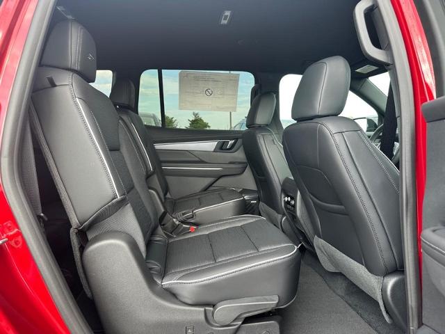 2026 Buick Enclave Vehicle Photo in COLUMBIA, MO 65203-3903