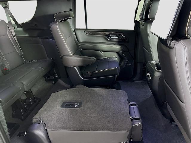 2025 GMC Yukon XL Vehicle Photo in PUYALLUP, WA 98371-4149