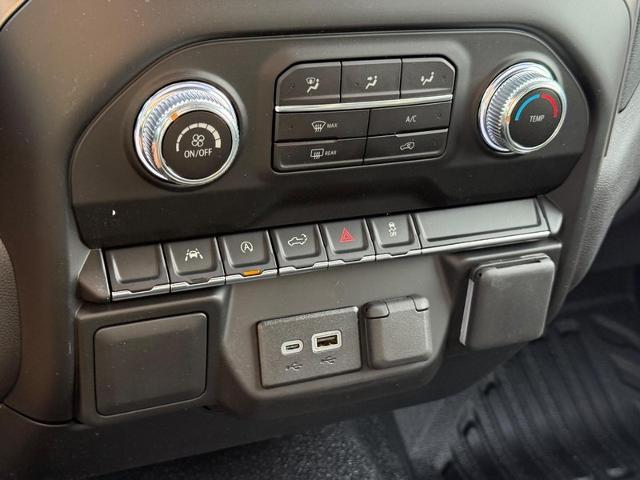 2026 GMC Sierra 1500 Vehicle Photo in COLUMBIA, MO 65203-3903
