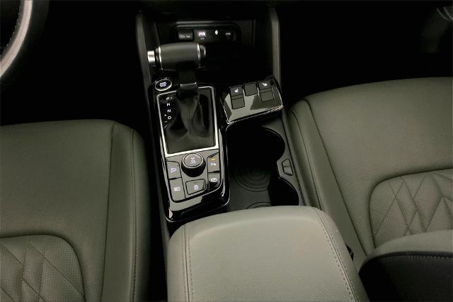 2023 Kia Sportage Vehicle Photo in Lees Summit, MO 64086
