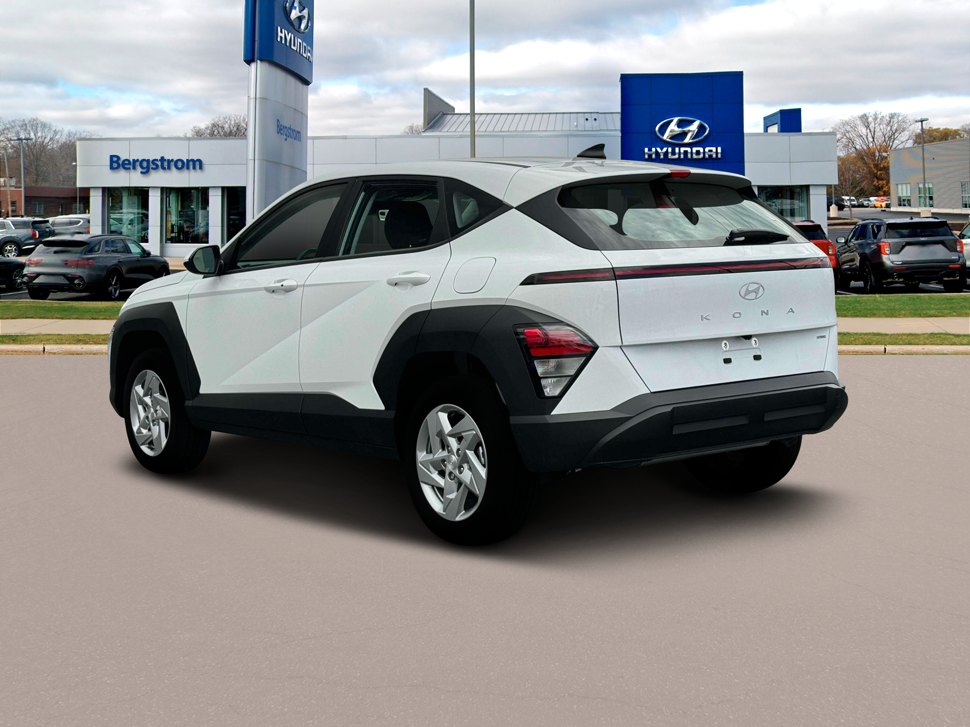 2025 Hyundai KONA Vehicle Photo in Green Bay, WI 54304