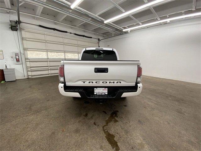 2022 Toyota Tacoma 4WD Vehicle Photo in PORTLAND, OR 97225-3518