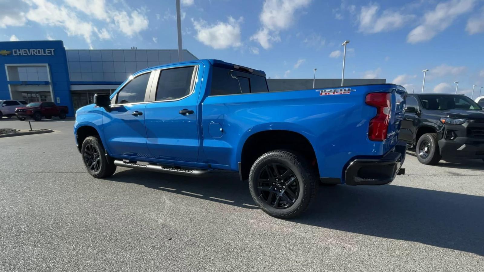 2025 Chevrolet Silverado 1500 Vehicle Photo in BENTONVILLE, AR 72712-4322