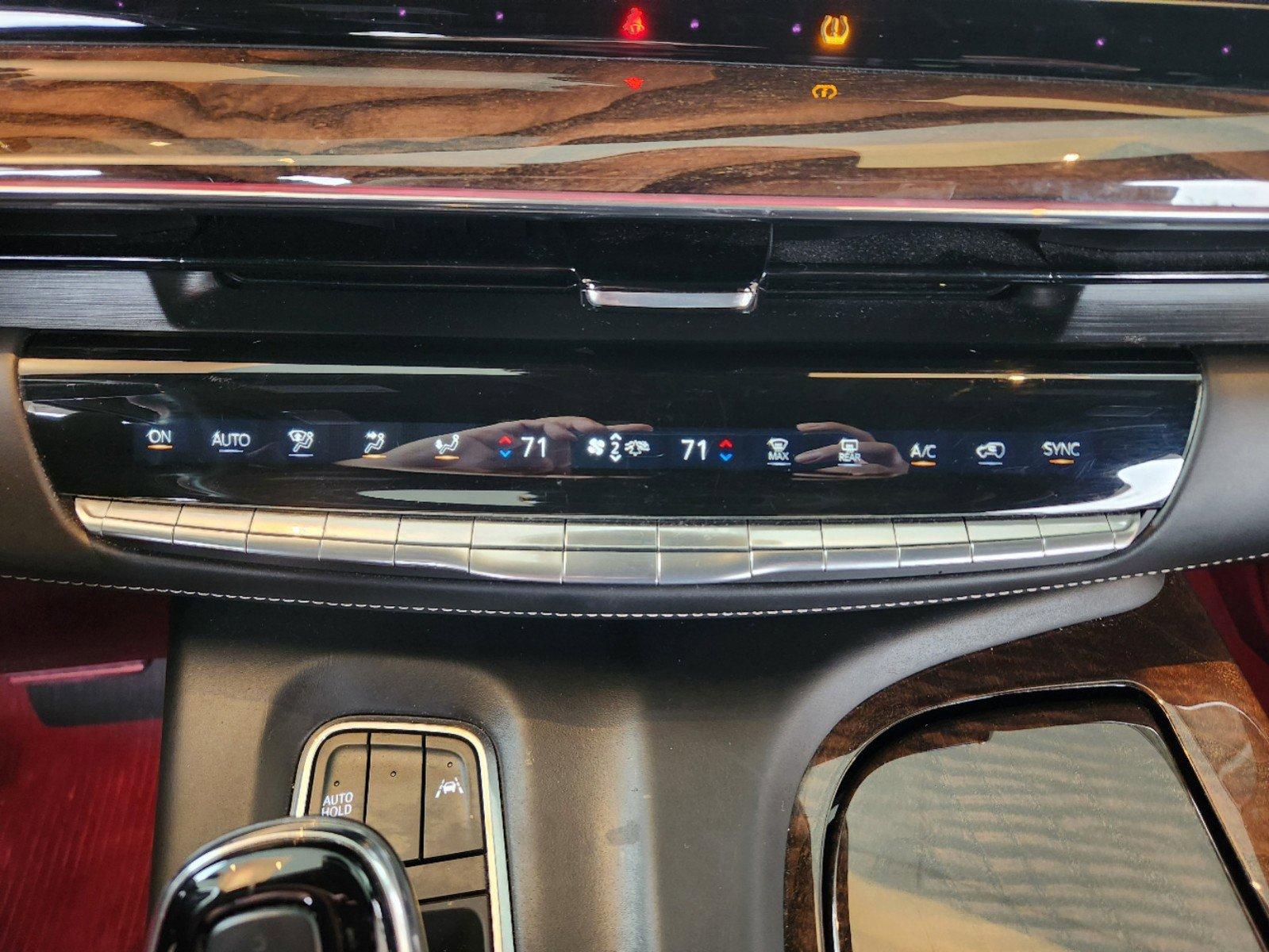 2021 Cadillac Escalade Vehicle Photo in HOUSTON, TX 77079-1502