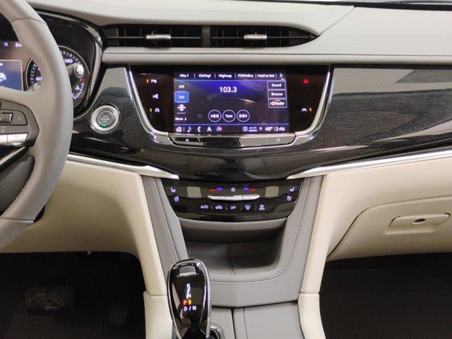 2024 Cadillac XT6 Vehicle Photo in PINEVILLE, NC 28134-8495