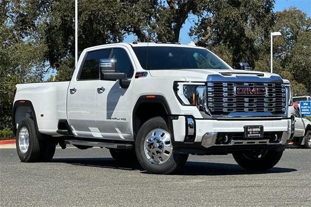 2025 GMC Sierra 3500 HD Vehicle Photo in ELK GROVE, CA 95757-8703