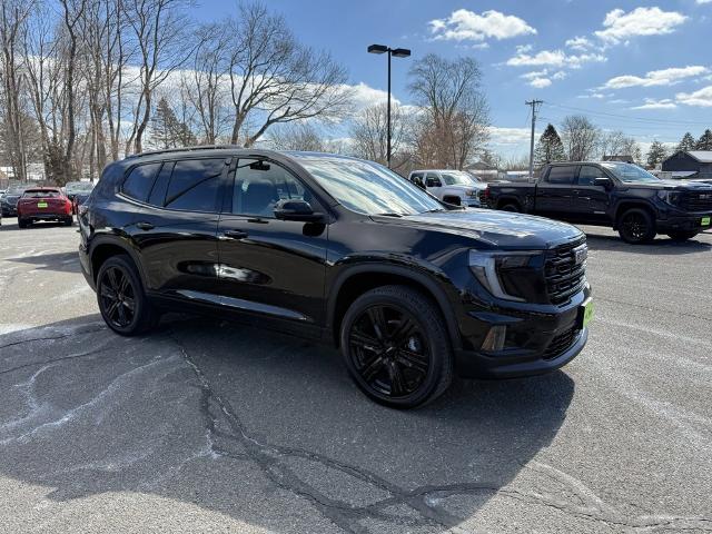 2025 GMC Acadia Vehicle Photo in CHICOPEE, MA 01020-5001