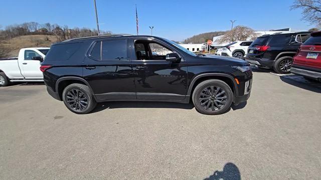 2022 Chevrolet Traverse Vehicle Photo in Pleasant Hills, PA 15236