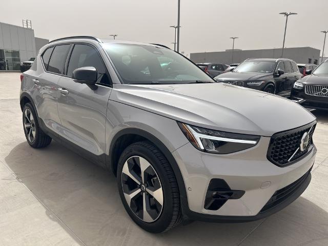 2025 Volvo XC40 Vehicle Photo in Grapevine, TX 76051