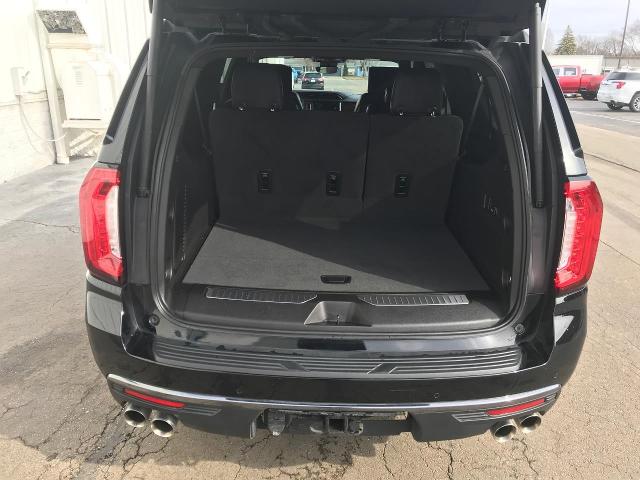 2023 GMC Yukon XL Vehicle Photo in GREEN BAY, WI 54303-3330