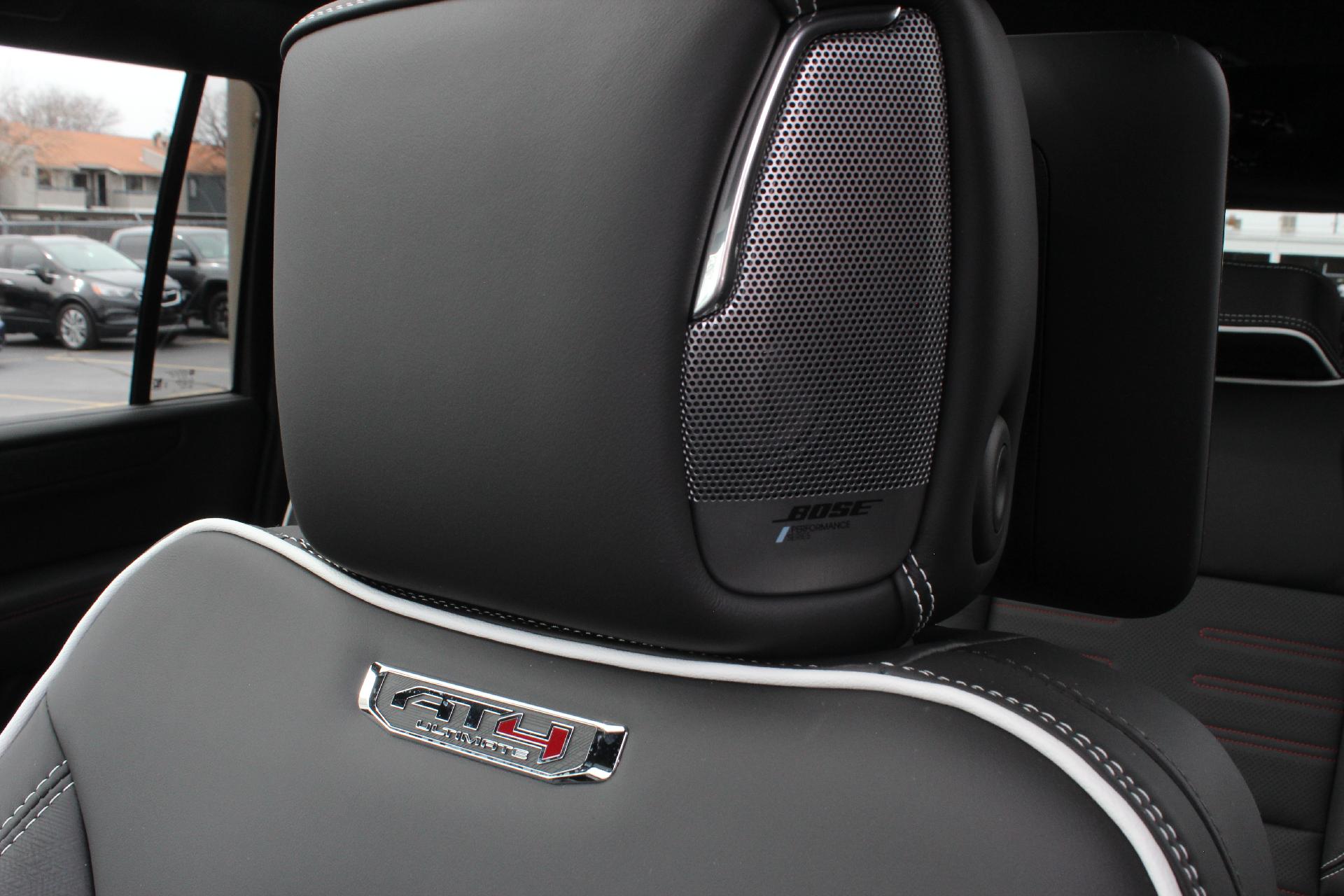 2025 GMC Yukon XL Vehicle Photo in AURORA, CO 80012-4011