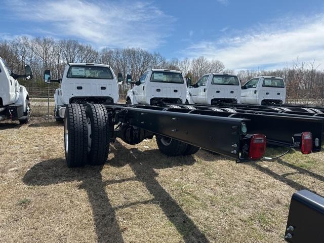 2025 Ford F-750SD Vehicle Photo in Webster, MA 01570-1415