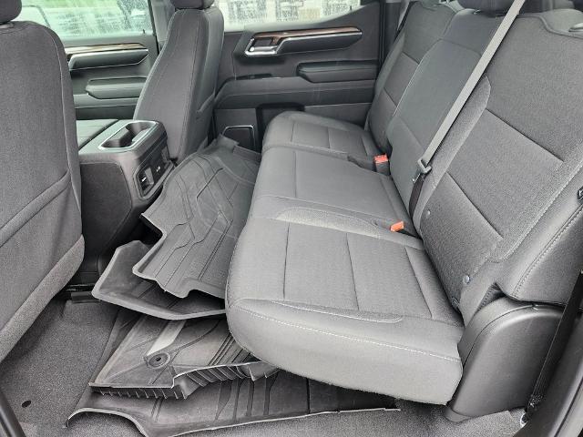 2024 Chevrolet Silverado 1500 Vehicle Photo in GREEN BAY, WI 54304-5303