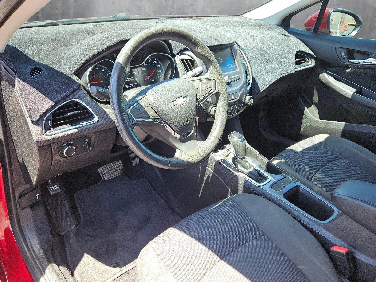 2018 Chevrolet Cruze Vehicle Photo in GILBERT, AZ 85297-0446