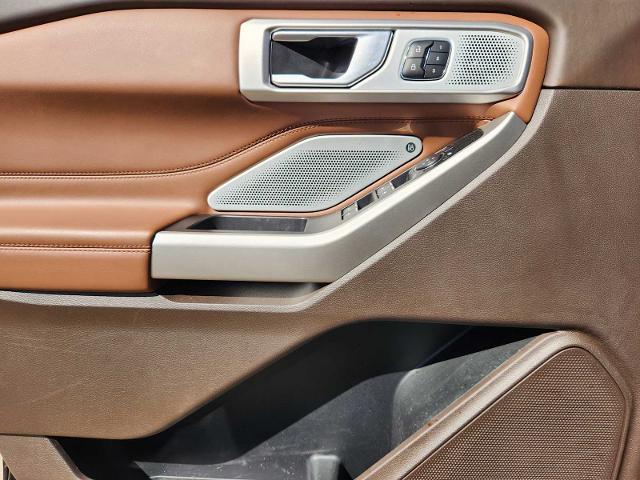 2023 Ford Explorer Vehicle Photo in Fort Worth, TX 76132