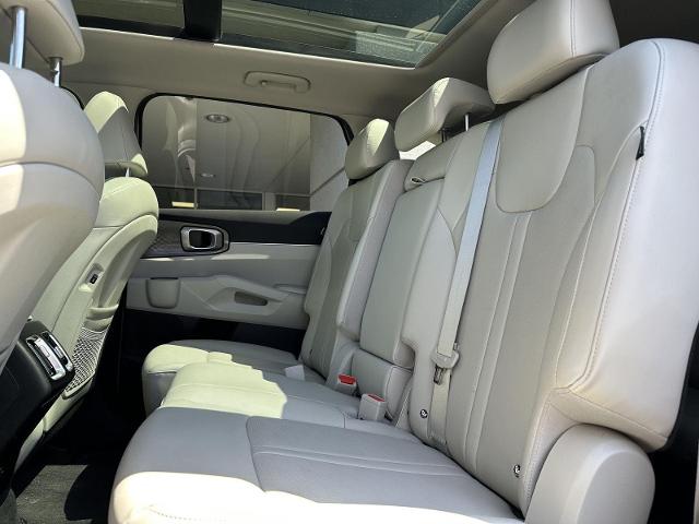 2025 Kia Sorento Vehicle Photo in Tucson, AZ 85712
