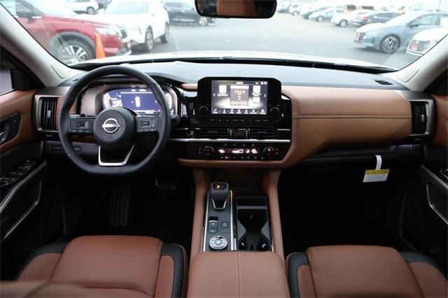 2025 Nissan Pathfinder Vehicle Photo in Hazelwood, MO 63042