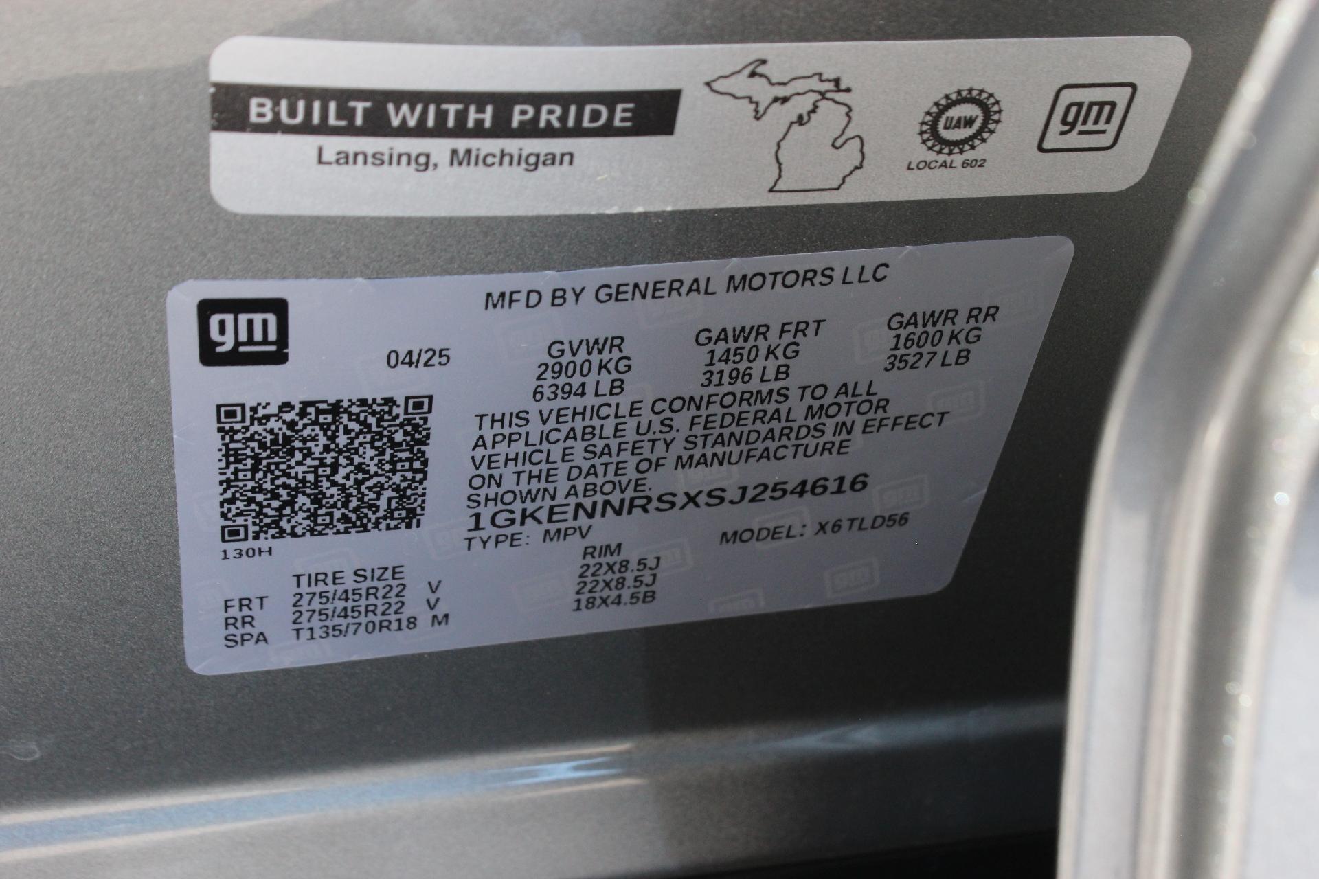 2025 GMC Acadia Vehicle Photo in AURORA, CO 80012-4011