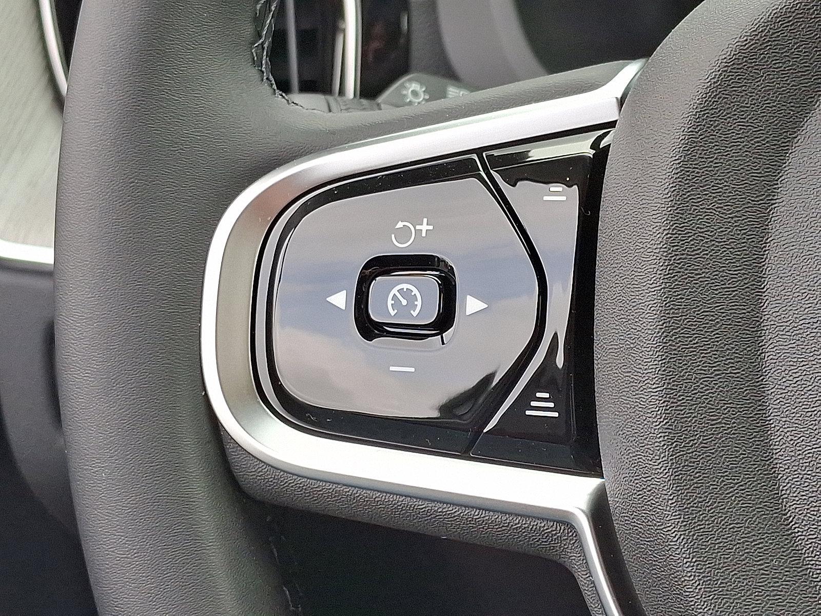 2025 Volvo XC60 Plug-In Hybrid Vehicle Photo in Trevose, PA 19053