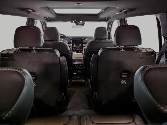2025 Jeep Grand Cherokee L Vehicle Photo in Oshkosh, WI 54901