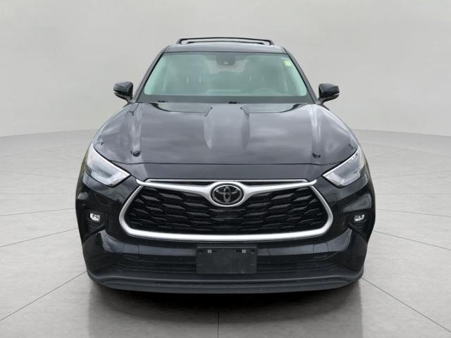 2023 Toyota Highlander Vehicle Photo in GREEN BAY, WI 54303-3330