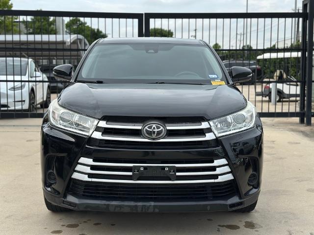 2017 Toyota Highlander Vehicle Photo in Grapevine, TX 76051