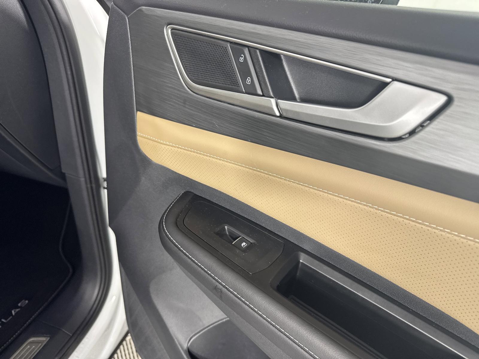 2024 Volkswagen Atlas Cross Sport Vehicle Photo in Georgetown, TX 78626