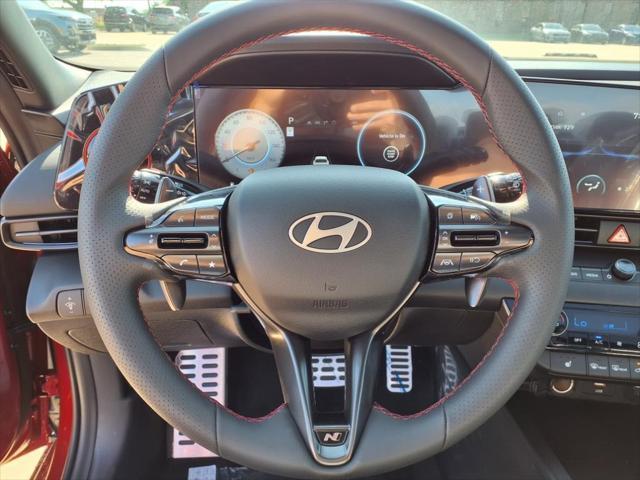 2025 Hyundai ELANTRA Vehicle Photo in Peoria, IL 61615