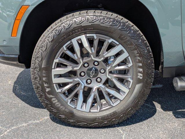 2025 Chevrolet Tahoe Vehicle Photo in BRUNSWICK, GA 31525-1881