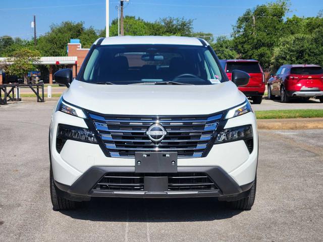 2024 Nissan Rogue Vehicle Photo in DENTON, TX 76210-9321