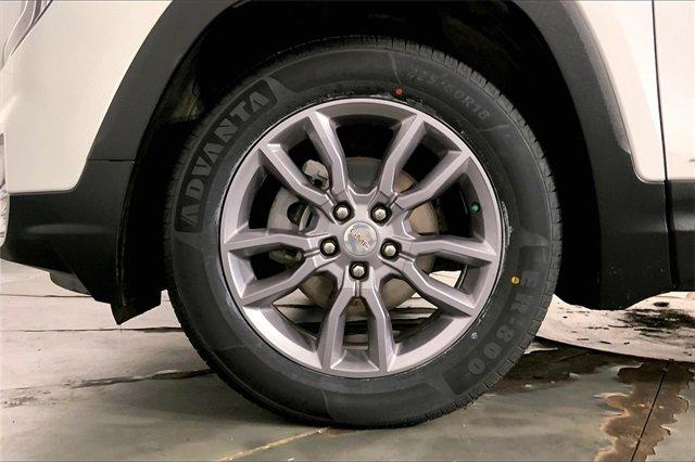 2023 GMC Terrain Vehicle Photo in KANSAS CITY, MO 64114-4502
