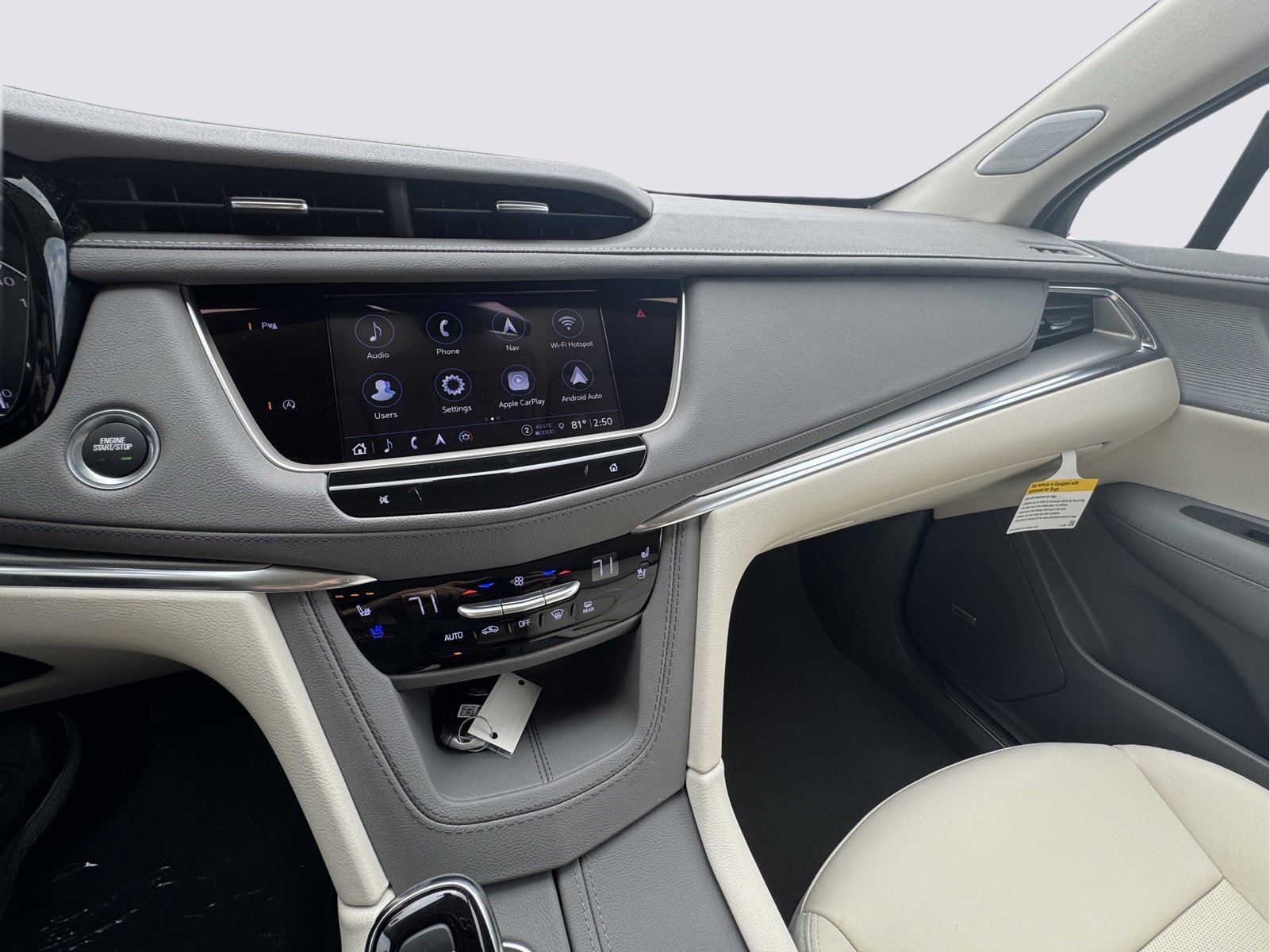 2025 Cadillac XT5 Vehicle Photo in LEOMINSTER, MA 01453-2952