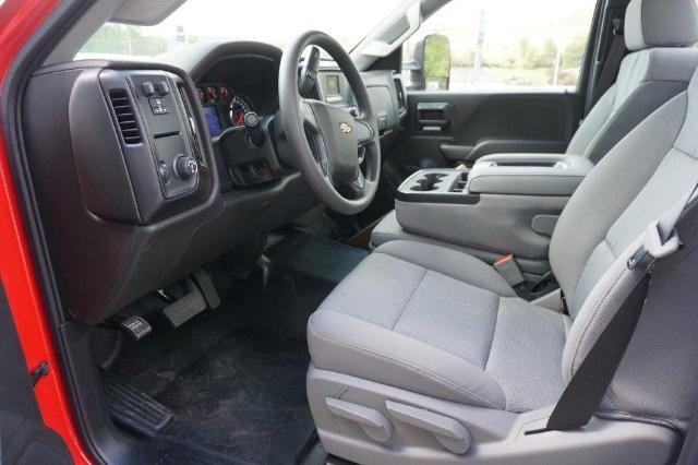 2024 Chevrolet Silverado Chassis Cab Vehicle Photo in FAIRMONT, WV 26554-2318