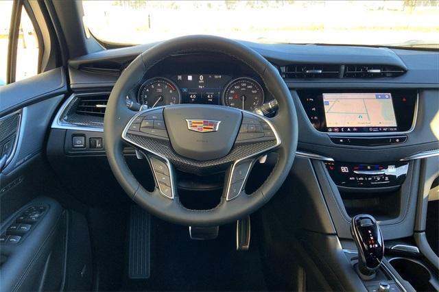 2025 Cadillac XT5 Vehicle Photo in KANSAS CITY, MO 64114-4545