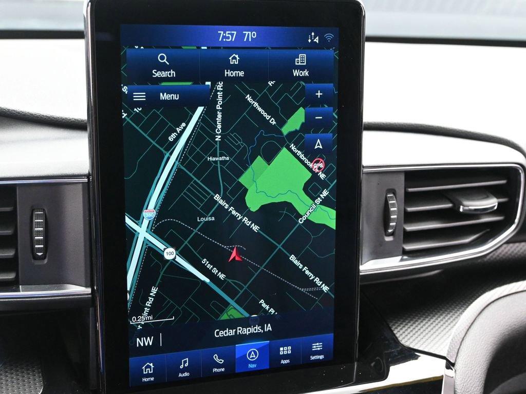 2021 Ford Explorer Vehicle Photo in Cedar Rapids, IA 52402
