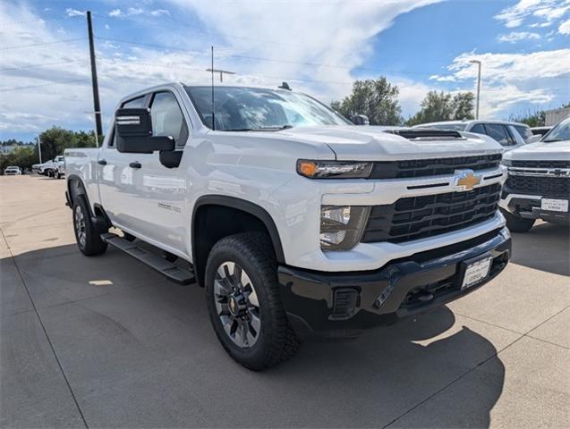 2024 Chevrolet Silverado 2500 HD Vehicle Photo in ENGLEWOOD, CO 80113-6708