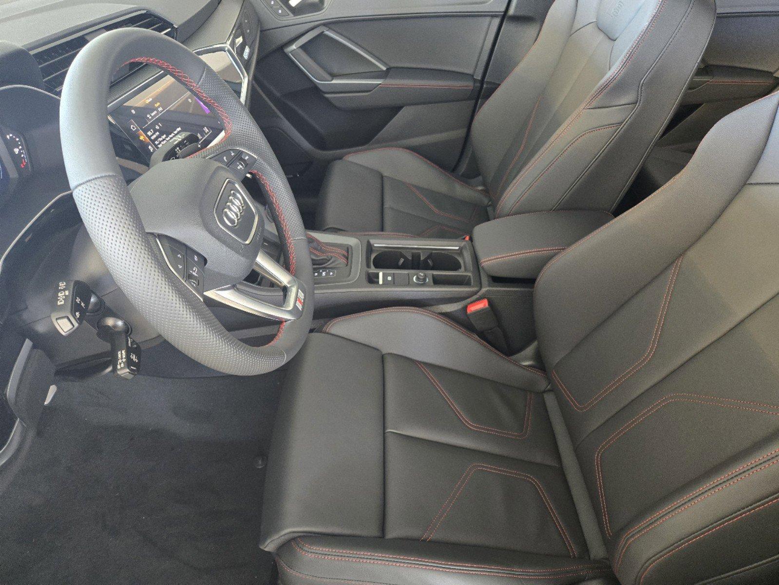 2025 Audi Q3 Vehicle Photo in SUGAR LAND, TX 77478