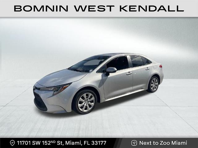 Used 2021 Toyota Corolla LE with VIN JTDEPMAE9MJ147064 for sale in Miami, FL