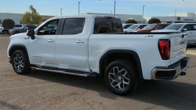 2024 GMC Sierra 1500 Vehicle Photo in GOODYEAR, AZ 85338-1310