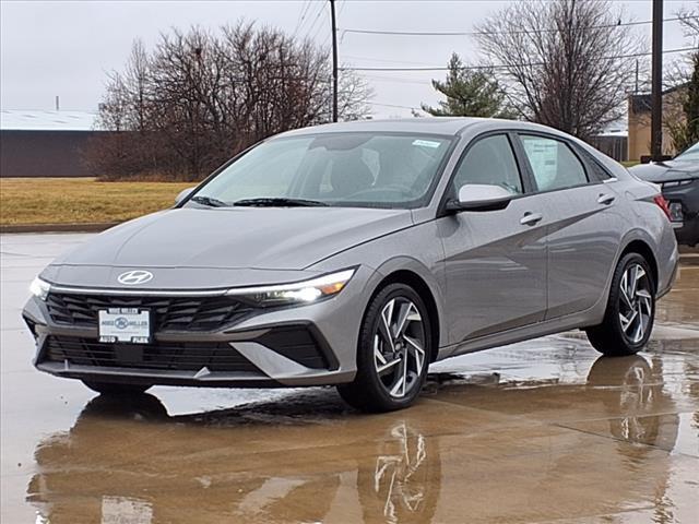 2025 Hyundai ELANTRA Vehicle Photo in Peoria, IL 61615