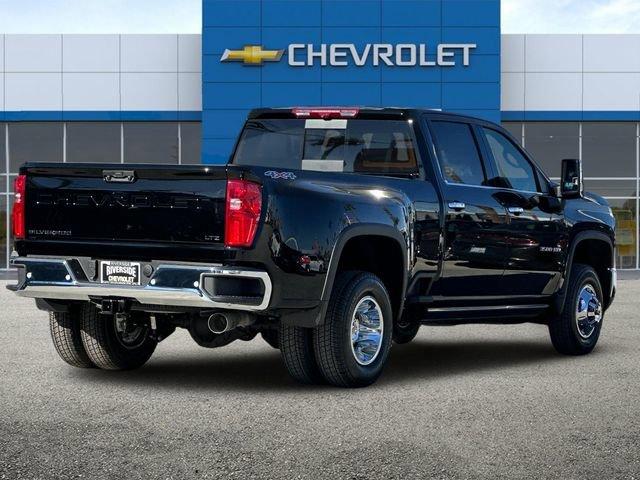 2025 Chevrolet Silverado 3500 HD Vehicle Photo in RIVERSIDE, CA 92504-4106