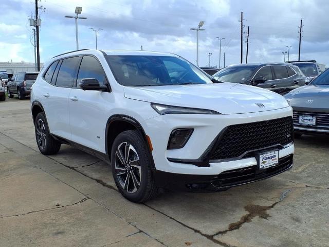 2025 Buick Enclave Vehicle Photo in ROSENBERG, TX 77471-5675