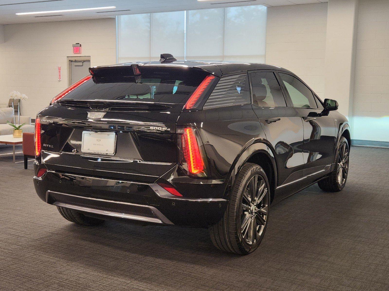 2025 Cadillac OPTIQ Vehicle Photo in DALLAS, TX 75209-3095