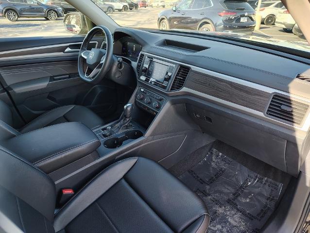 2022 Volkswagen Atlas Vehicle Photo in GREEN BAY, WI 54304-5303