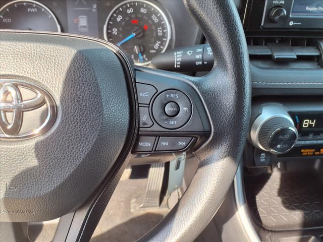 2021 Toyota RAV4 Vehicle Photo in TARENTUM, PA 15084-1435