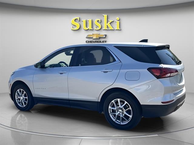 Used 2022 Chevrolet Equinox LT with VIN 3GNAXUEV0NL135346 for sale in Birch Run, MI