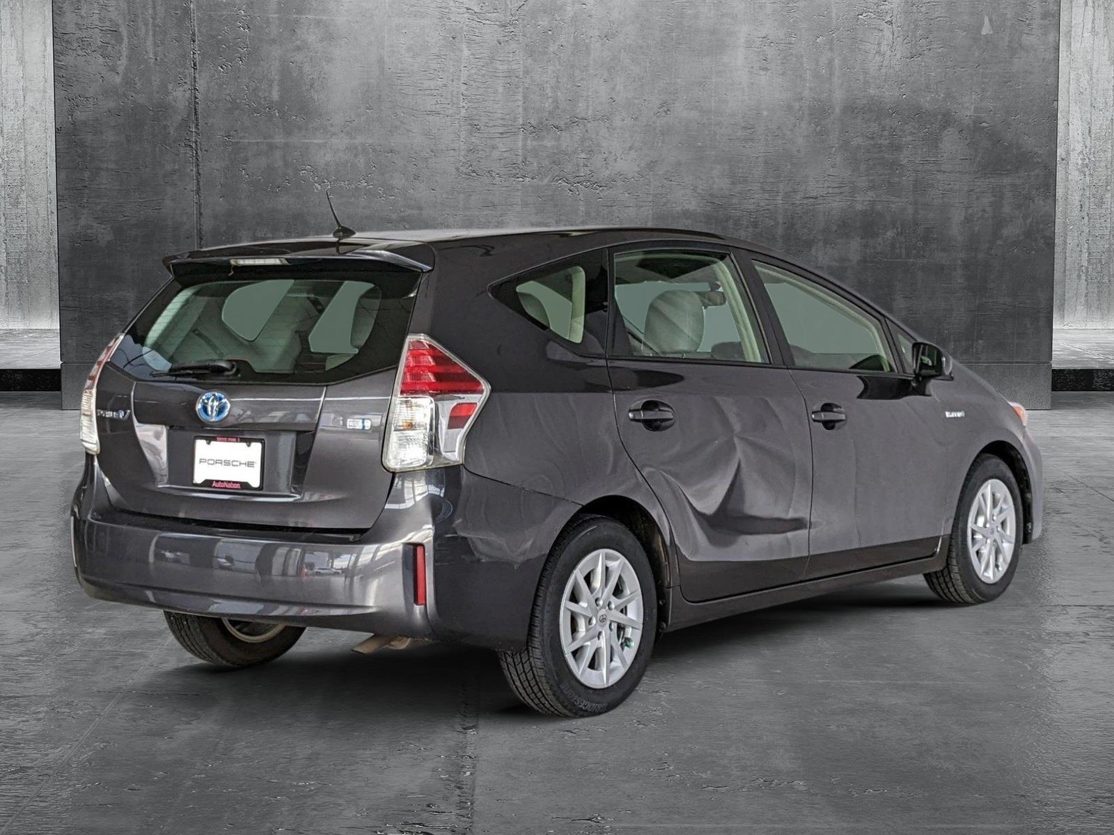 2015 Toyota Prius v Vehicle Photo in Spokane Valley, WA 99206