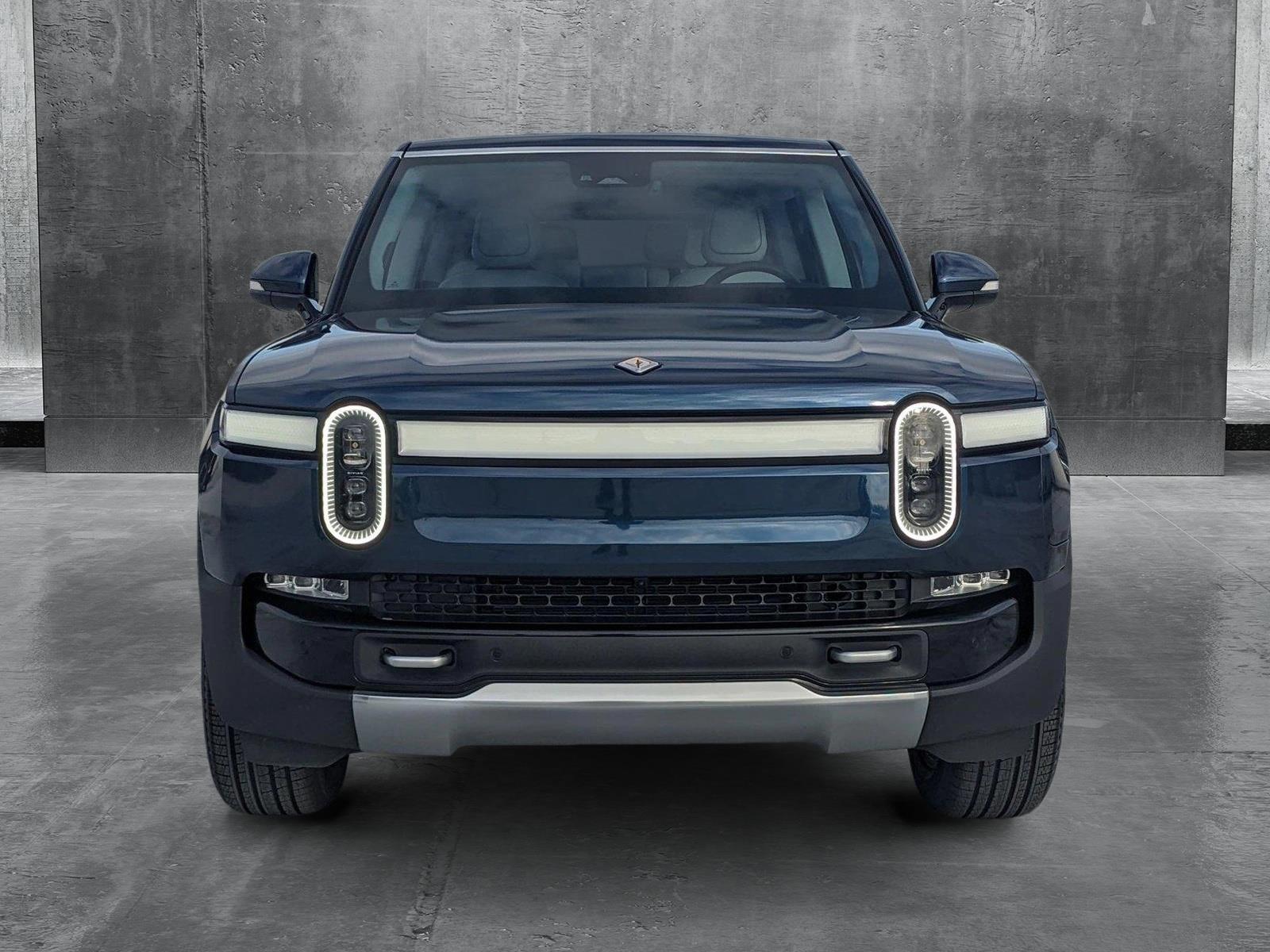 2023 Rivian R1S Vehicle Photo in WEST PALM BEACH, FL 33407-3296